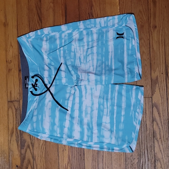 Hurley Other - Hurley baggies size 32